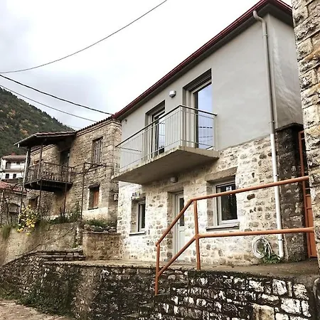 Footpath House / ολόκληρο σπίτι στο μεγάλο χωριό Villa Mega Chorio